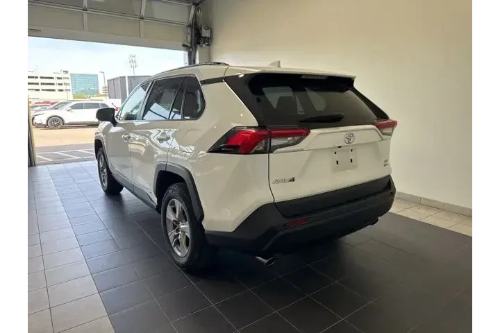 $33610 : Toyota RAV4 Hybrid 2025 AWD image 4
