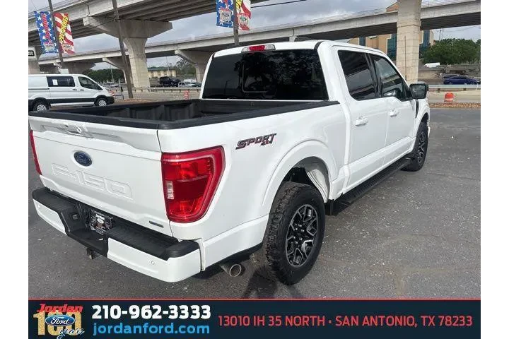 $31330 : Ford F-150 2022 4x4 XL 4dr S image 8