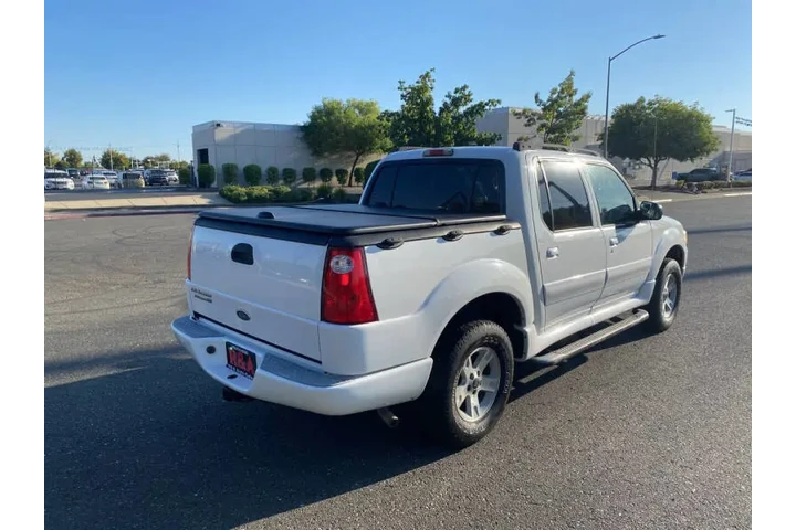 $10750 : 2005 Explorer Sport Trac XLT image 8
