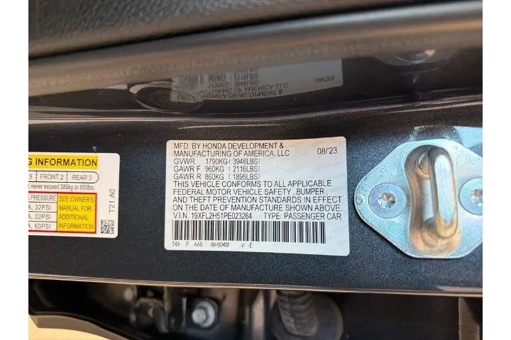 $22215 : Honda Civic 2023 LX 4dr Hatc image 10