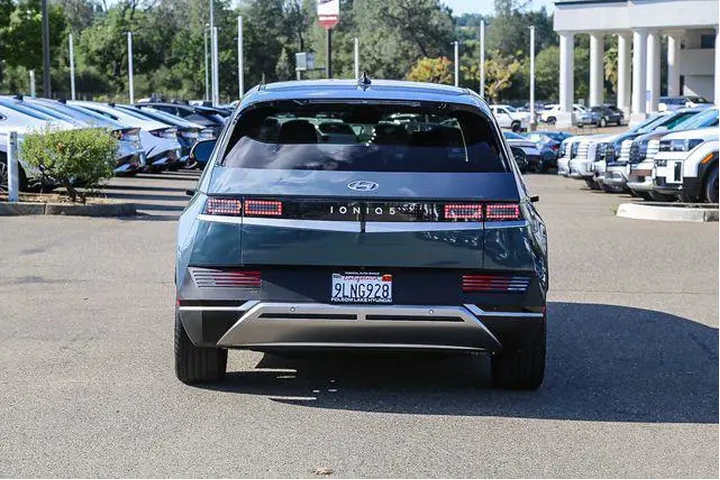 $25991 : Hyundai IONIQ 5 2024 SEL 4dr image 4