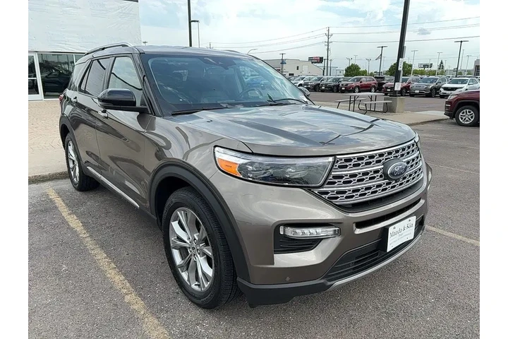 $25797 : 2021 Explorer Limited image 2