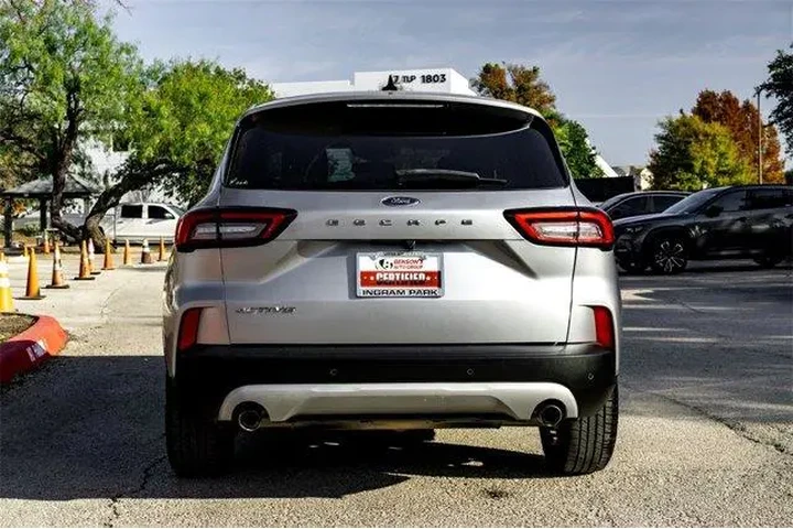 $16025 : Ford Escape 2023 Active 4dr image 6