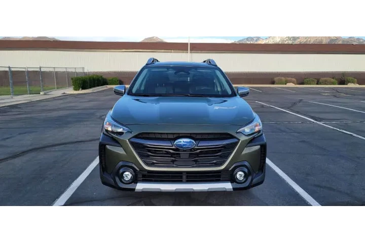 $27900 : 2024 Outback Touring image 4