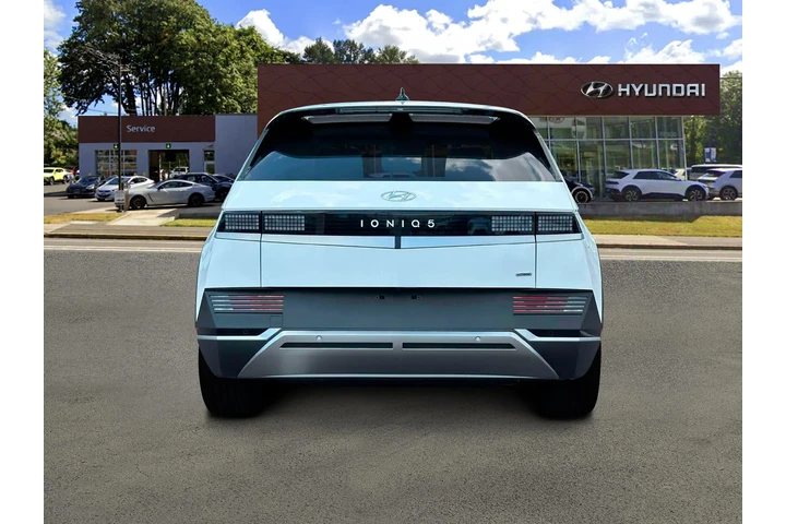 $27750 : Hyundai IONIQ 5 2024 AWD SEL image 6