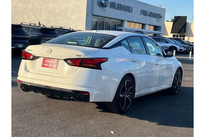 $21998 : Nissan Altima 2024 2.5 SR 4d image 6