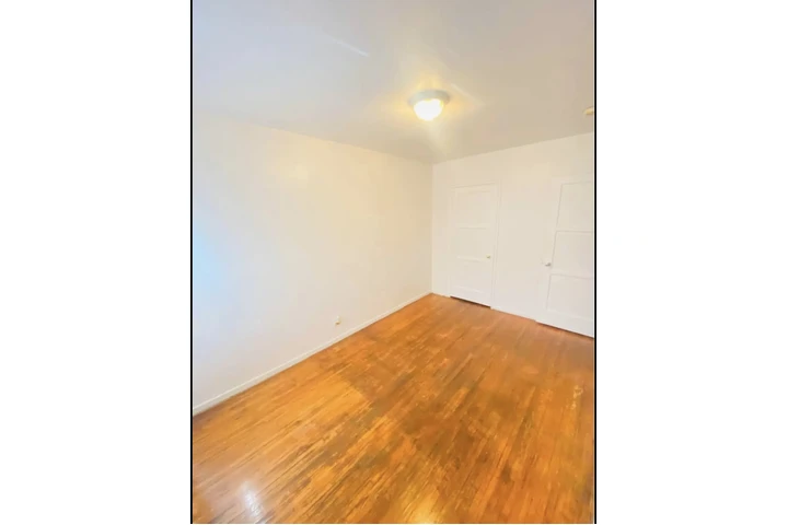 $1000 : Cuarto en Sun valley image 1