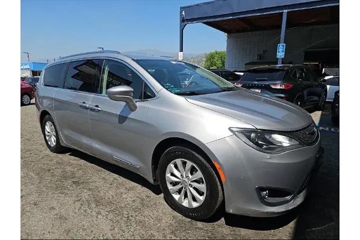 $18995 : Chrysler Pacifica 2018 Touri image 3