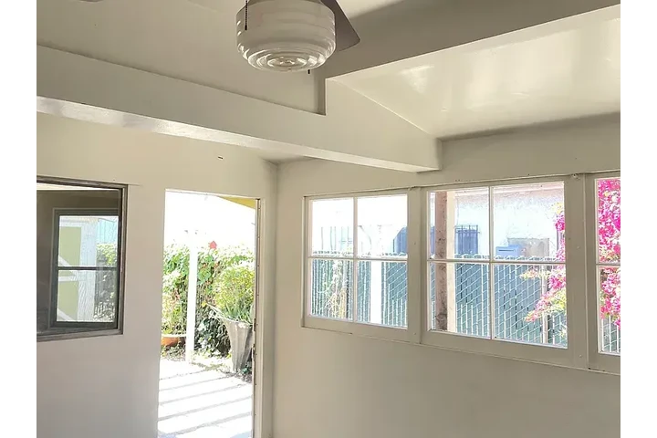 $1495 : Boyle Heights 3 & 1 image 6