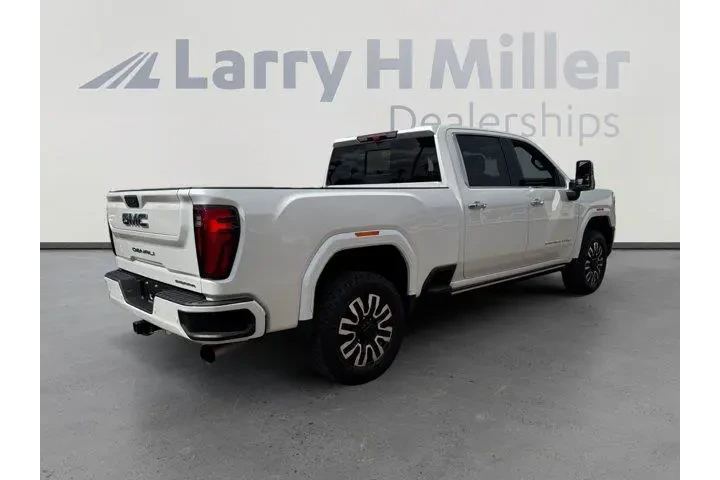 GMC Sierra 2500HD 2025 4x4 D image 5