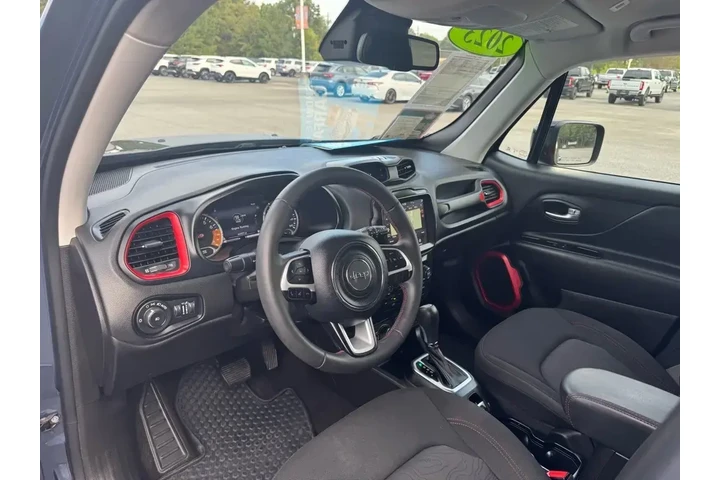 $20993 : Jeep Renegade 2023 4x4 Trail image 9
