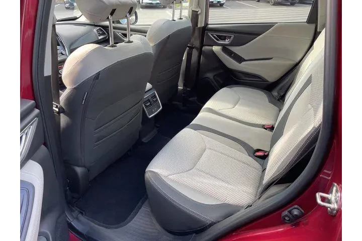 $17500 : Subaru Forester 2019 AWD Pre image 10