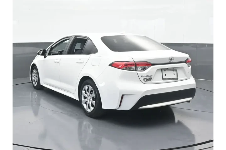$14471 : Toyota Corolla 2022 LE 4dr S image 4