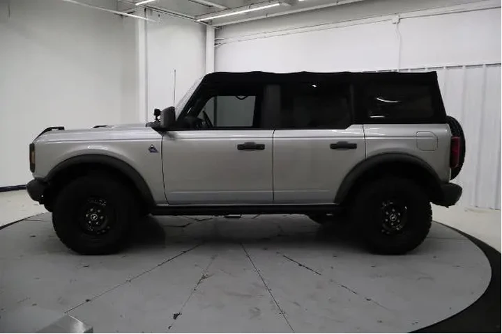 $33834 : Ford Bronco 2022 4x4 Base 4d image 9