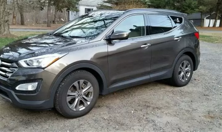 $8500 : 2014 Hyunday SantaFe 2.0t Spor image 1