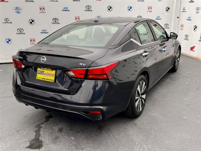 $18995 : Used 2021 Altima 2.5 SV Sedan image 3