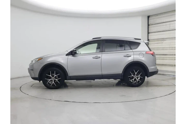 $21998 : Toyota RAV4 2018 AWD SE 4dr image 3