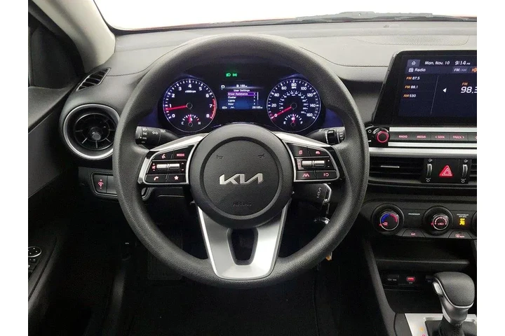 $17998 : Kia Forte 2023 LXS 4dr Sedan image 10