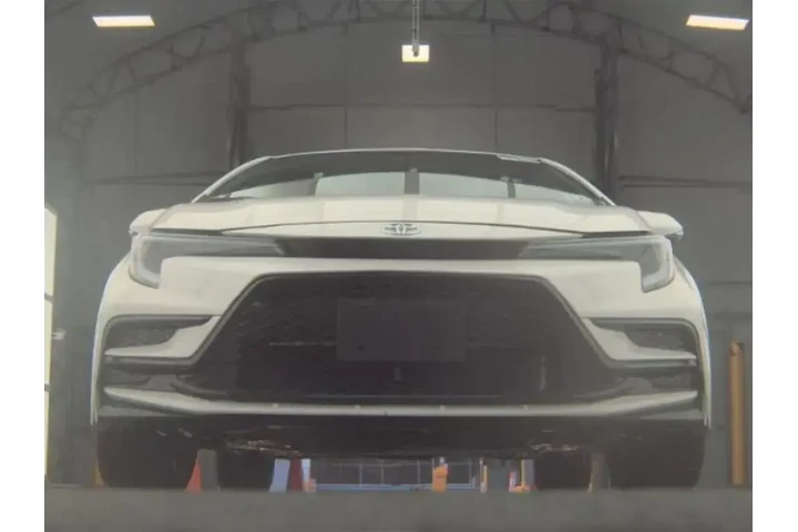 $23893 : Toyota Corolla 2025 SE 4dr S image 3