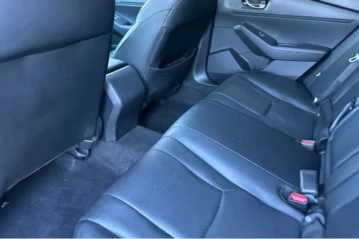 $27487 : Honda Accord Hybrid 2023 Spo image 9