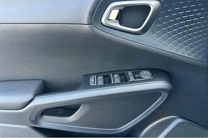 $26485 : New 2025 Soul EX image 7