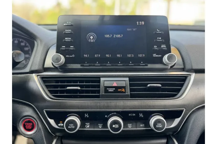 2018 Accord LX image 9