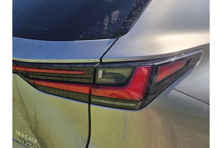 $36675 : Lexus NX 250 2024 Premium 4d image 9