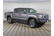 $31799 : Toyota Tacoma 2019 4x4 TRD P thumbnail