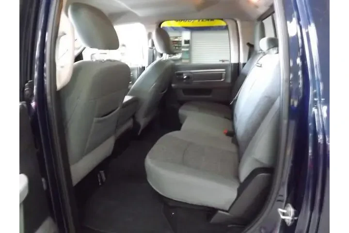 $21585 : Ram 1500 2018 4x4 SLT 4dr Cr image 8