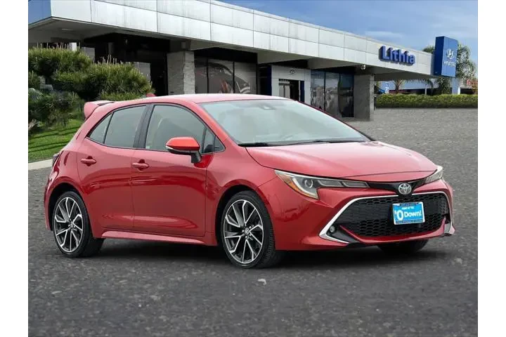 $16899 : Toyota Corolla Hatchback 201 image 10