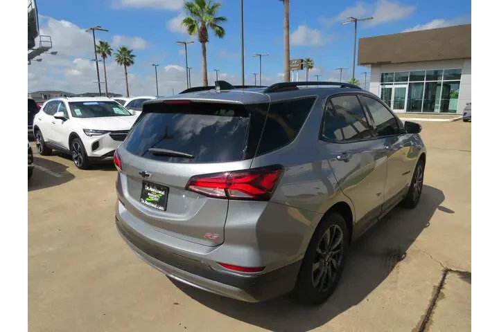 $30991 : Chevrolet Equinox 2023 RS 4d image 3