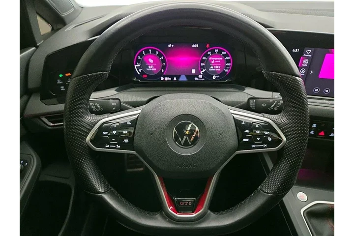 $26998 : Volkswagen Golf GTI 2022 SE image 10