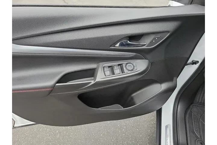 $21000 : Chevrolet Bolt EUV 2023 LT 4dr image 9