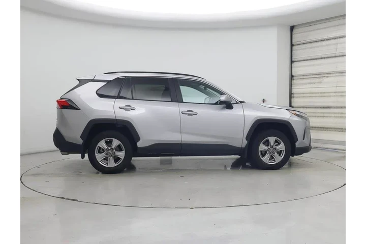 $30998 : Toyota RAV4 2022 AWD XLE 4dr image 7