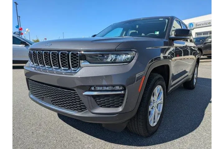 $32552 : Jeep Grand Cherokee 2024 4x2 image 8