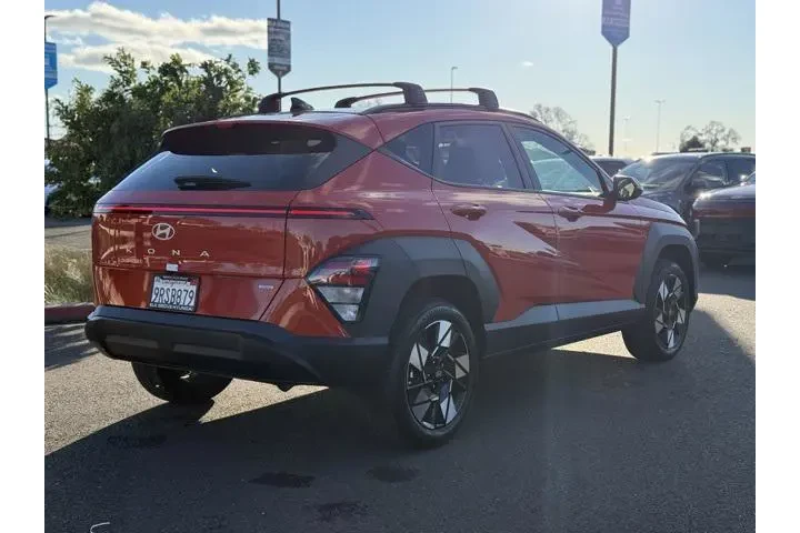 $27270 : Hyundai KONA 2025 AWD SEL Co image 6