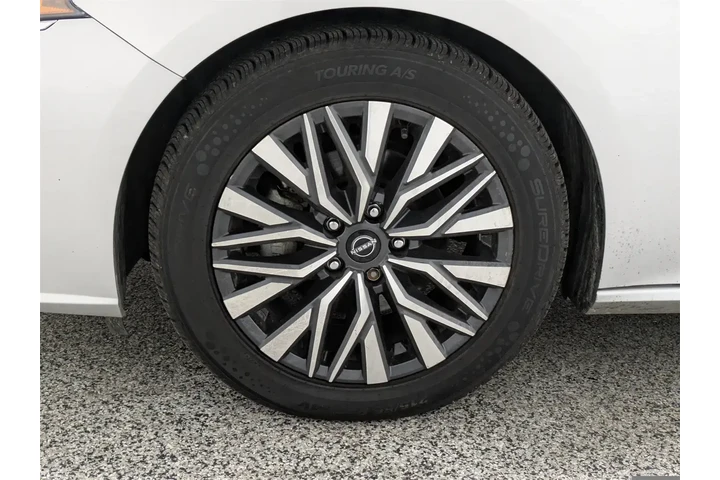 $21897 : Nissan Altima 2024 2.5 SV 4d image 10