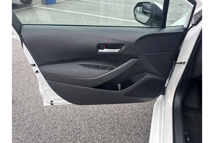 $13998 : Toyota Corolla 2021 LE 4dr S image 10