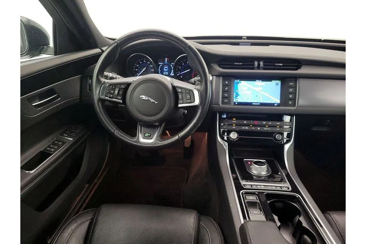 $20998 : Jaguar XF 2016 AWD R-Sport 4 image 10