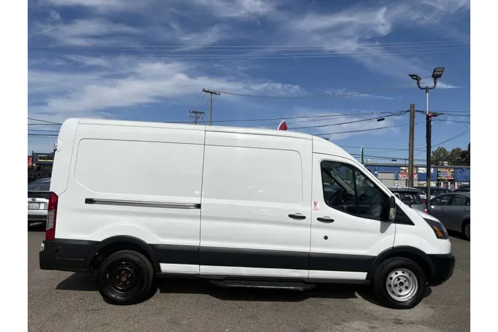 $23000 : 2019 Transit 150 image 6