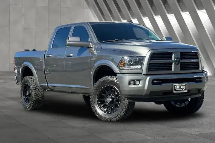 Ram 2500 2013 4x4 Laramie 4d image 2
