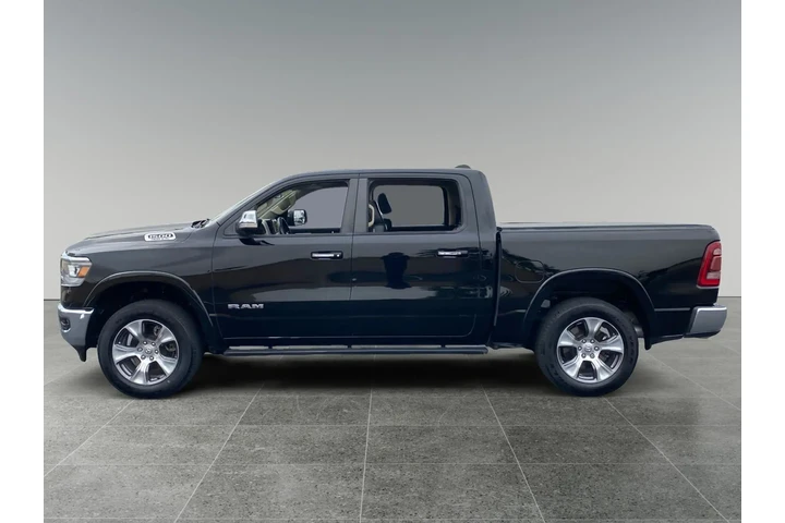 $34018 : Ram 1500 2020 4x2 Laramie 4d image 2