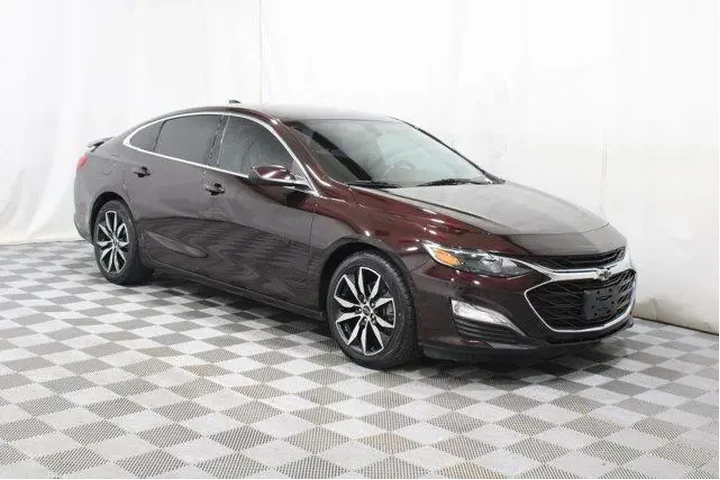 $17988 : Chevrolet Malibu 2020 RS 4dr image 1