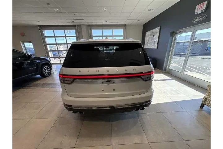 $37888 : Lincoln Aviator 2021 AWD Res image 4