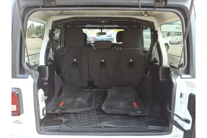 $27525 : Jeep Wrangler Unlimited 2020 image 8