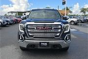 $40985 : 2021 GMC Sierra 1500 SLT thumbnail