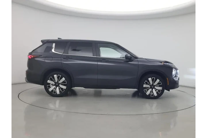 $26998 : Mitsubishi Outlander 2025 AW image 7