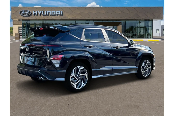 $24000 : Hyundai KONA 2024 N Line 4dr image 8