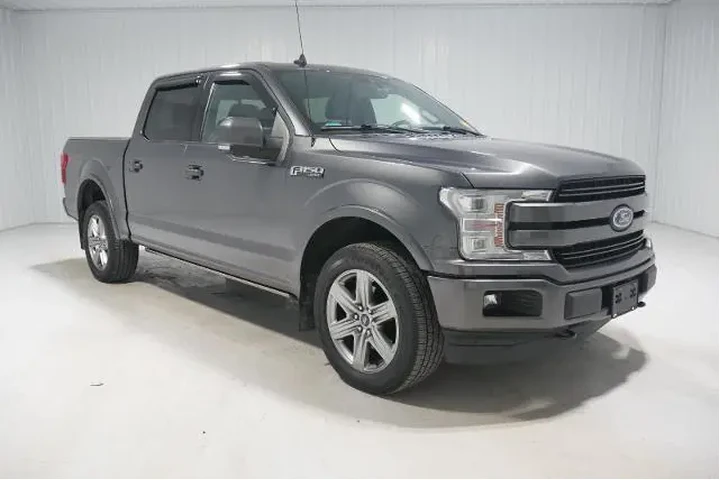 $32500 : Ford F-150 2019 4x4 Lariat 4 image 3