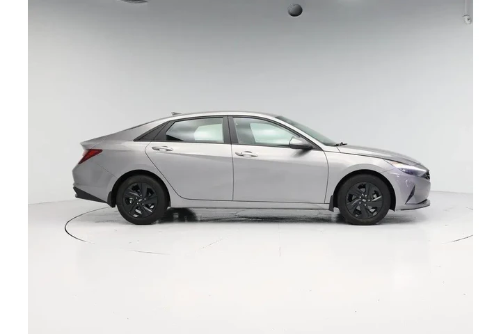 $21998 : Hyundai ELANTRA 2023 SEL 4dr image 7